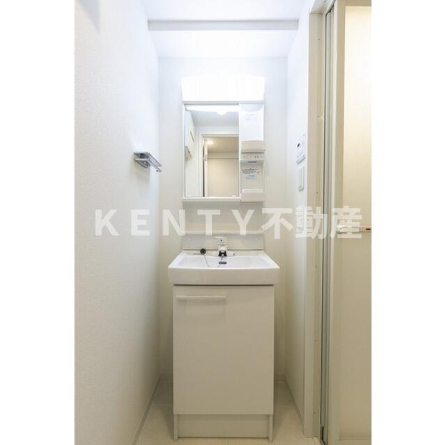 洗面設備　使いやすい洗面所です