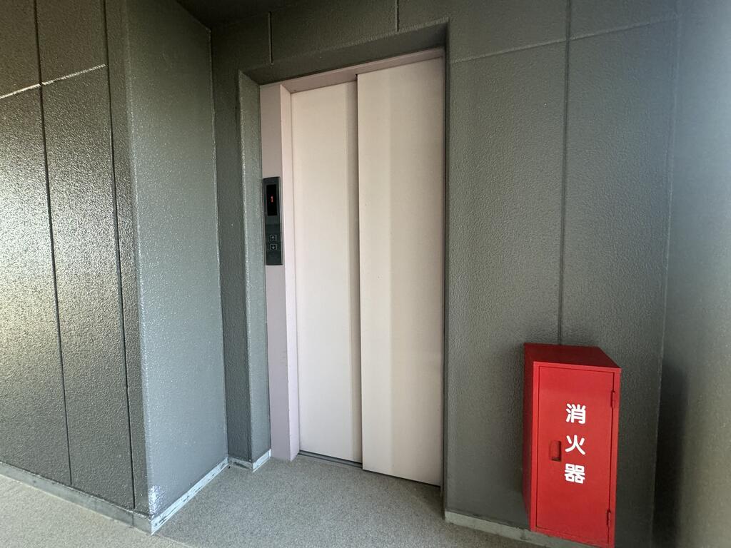 メイン石井の外観写真