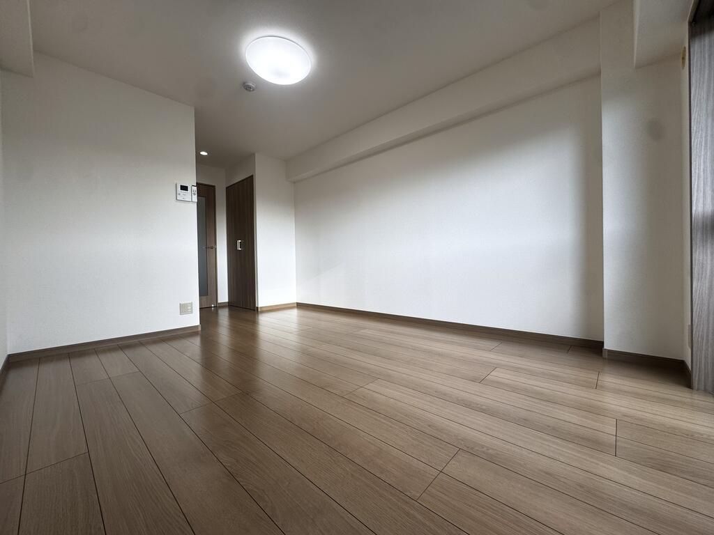 メイン石井の居間写真
