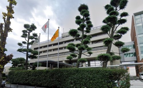 役所　新居浜市役所（役所）まで91m