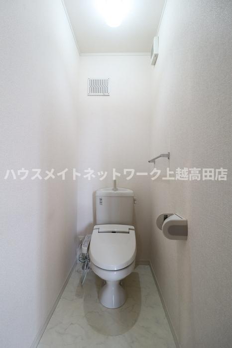 トイレ　温水洗浄暖房便座