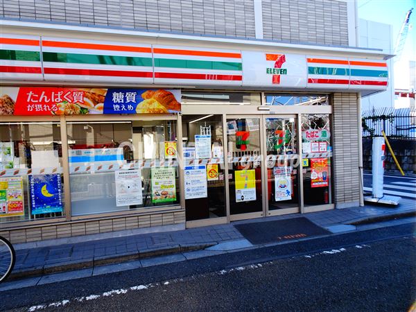 コンビニ　セブンイレブン 世田谷羽根木2丁目店（コンビニ）まで131m