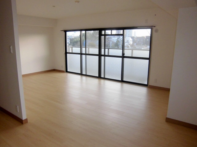 居室・リビング　19帖のリビングキッチン