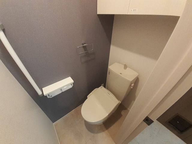 【スワンプ　マンションＢのトイレ】