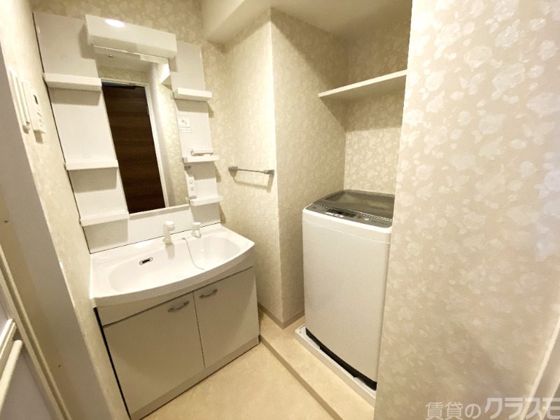 洗面設備　シャンプードレッサー付き！