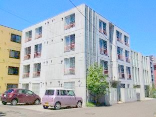 北海道札幌市中央区南十三条西６（マンション）の賃貸物件の外観