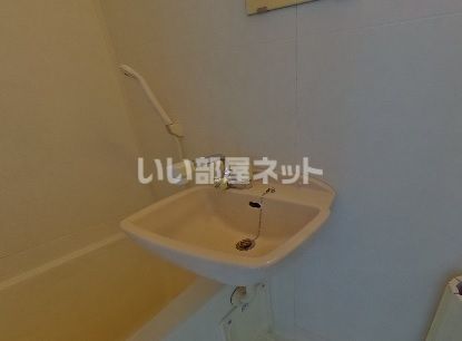 【カーサ・ソフィアIIIの洗面設備】