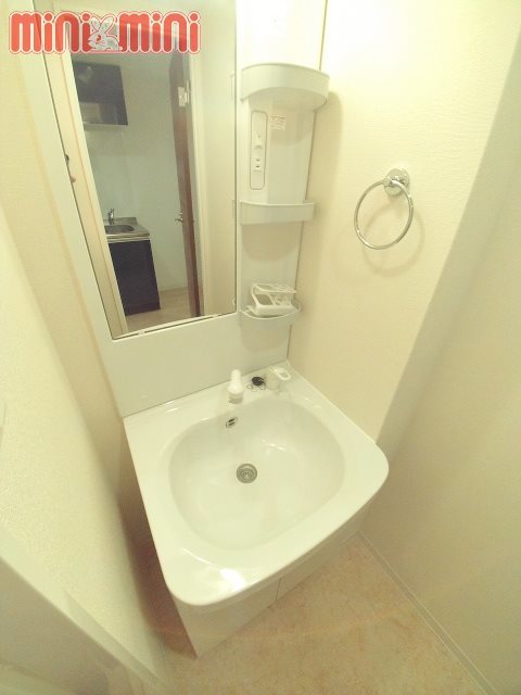 【神戸市東灘区青木のマンションの洗面設備】