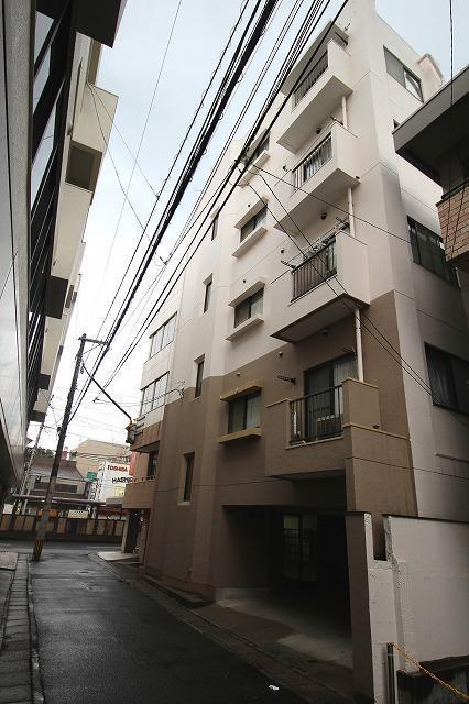 ハイツ岩屋橋の建物外観