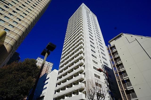 アーバンフラッツ池袋プレミアムの建物外観