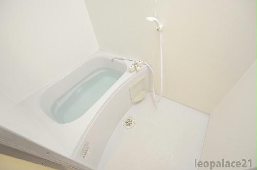 バス・シャワールーム　設備・使用は号室により異なる為、現況を優先致します。