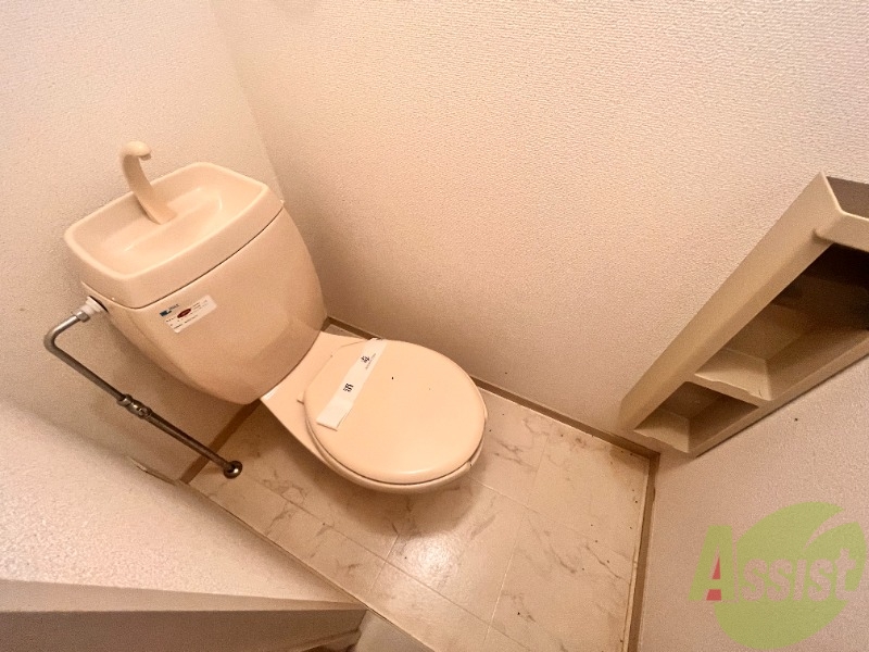 トイレ　トイレはこちらです。コンパクトでいいですね。