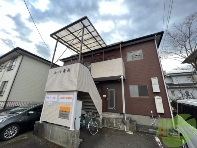 【カーサ青山の建物外観】