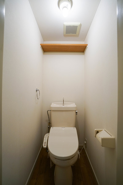 トイレ　同じ建物の別なお部屋