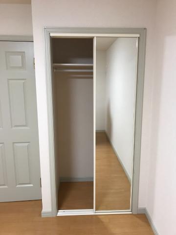 収納　東洋室クローゼット