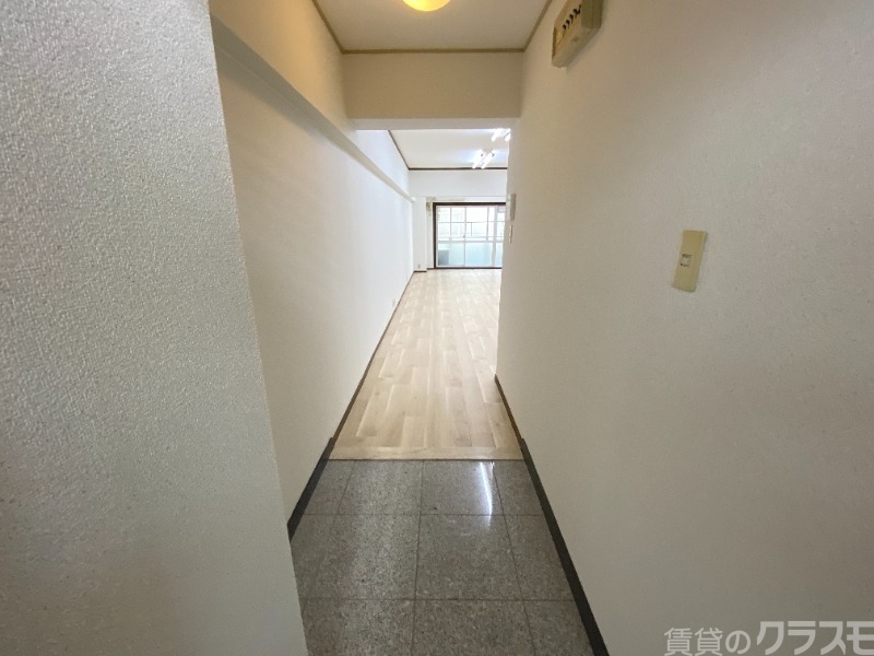 玄関　玄関からの眺めはこんな感じです♪