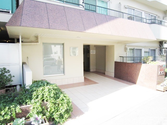 エントランス　エントランスはこちらです♪