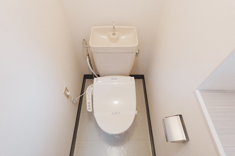 トイレ　参考写真