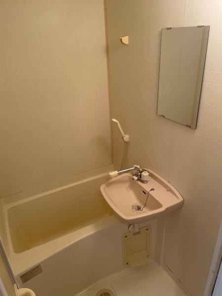 バス・シャワールーム　日々の疲れを癒すお風呂付です