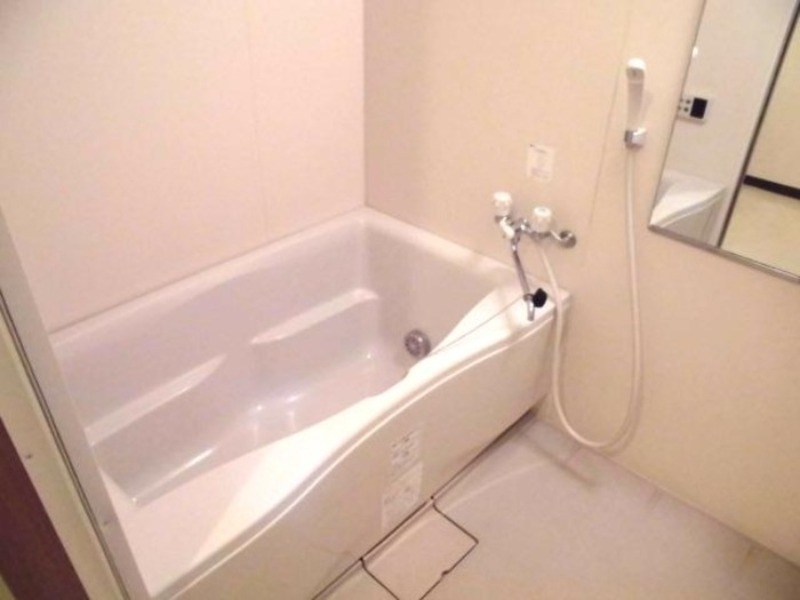 バス・シャワールーム　図面と現状に相違がある場合には現状を優先