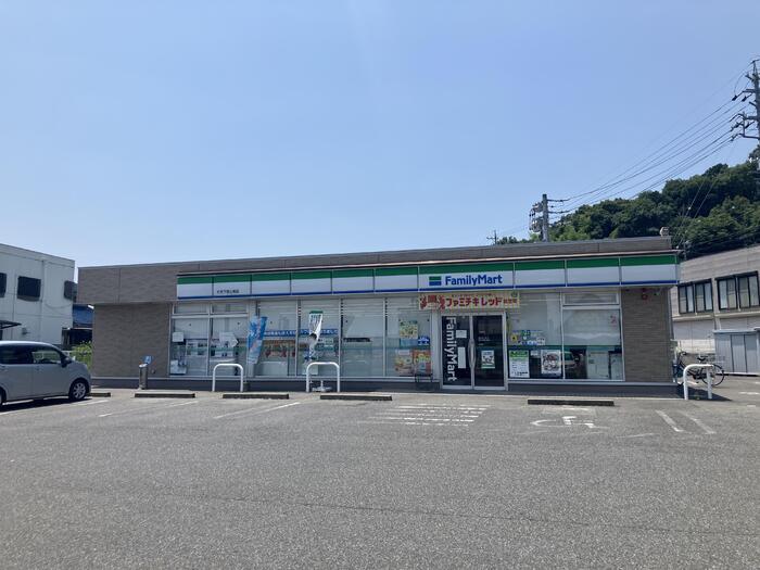 コンビニ　ファミリーマート可児下恵土南店（コンビニ）まで630m