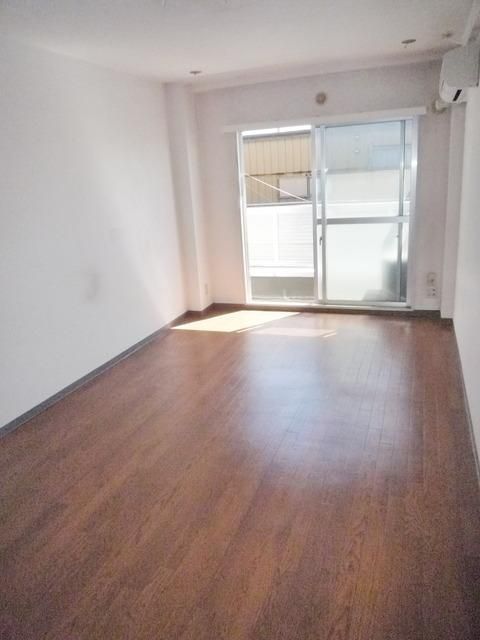 居室・リビング　★日当たり良好★