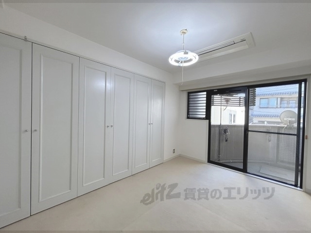 居室・リビング　洋室