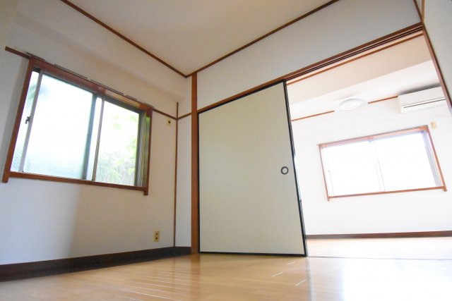 居室・リビング　別部屋の参考写真になります