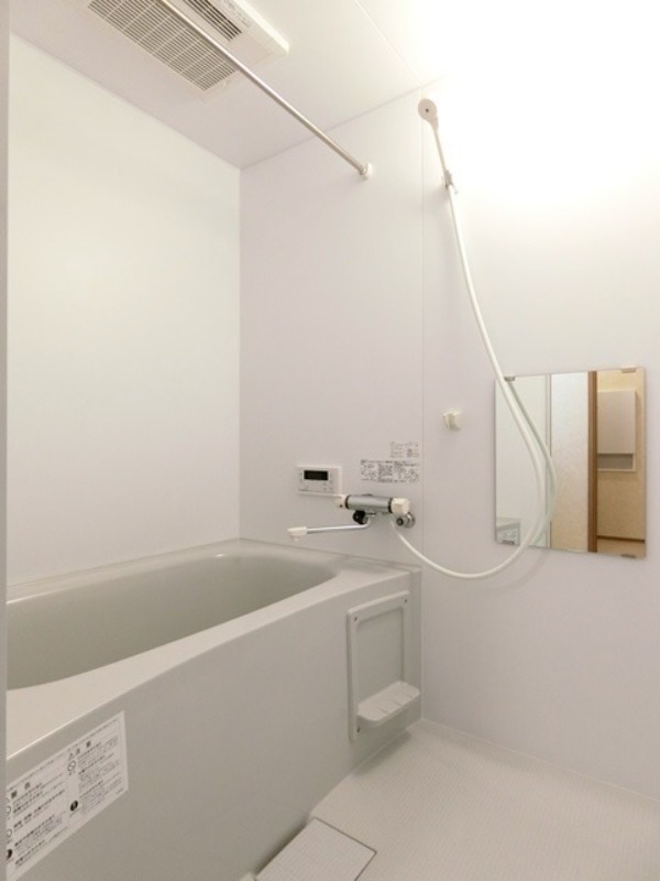 バス・シャワールーム　図面と現状に相違がある場合には現状を優先