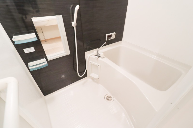 バス・シャワールーム　図面と現状に相違がある場合には現状を優先