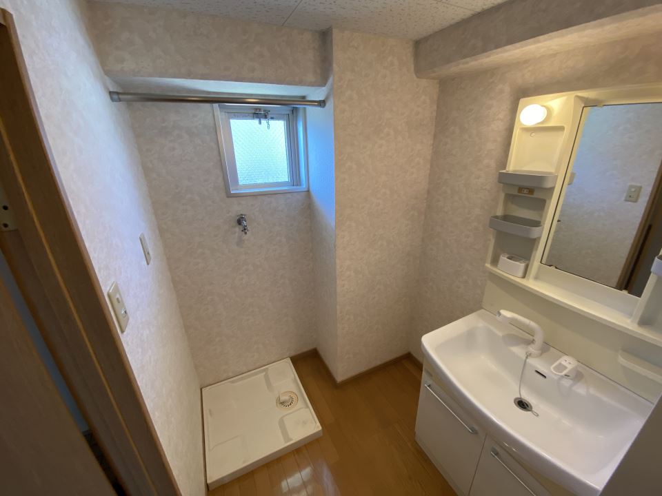 洗面設備　洗面脱衣所です