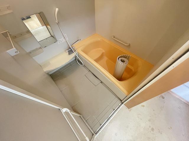 バス・シャワールーム　浴室