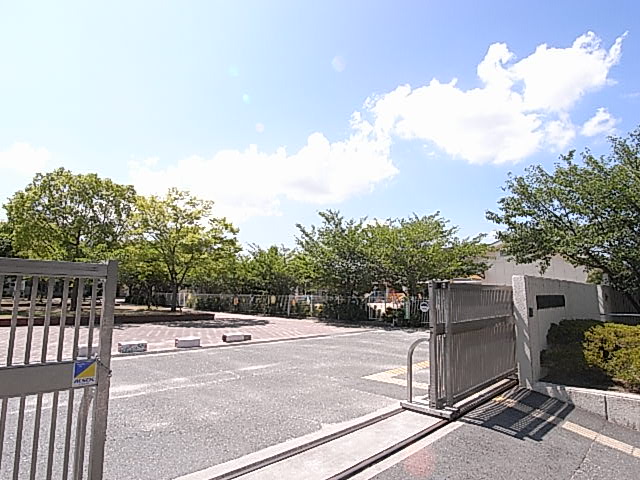 幼稚園・保育園　真美北保育園（幼稚園・保育園）まで720m