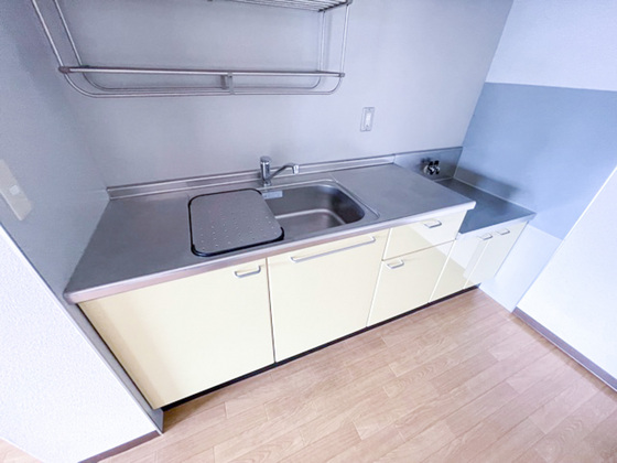 キッチン　※別部屋の写真です