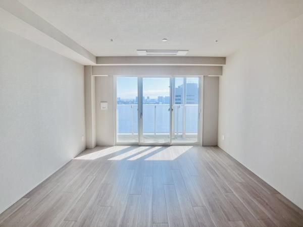 居室・リビング　写真は同タイプ住居です。