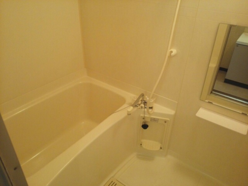 バス・シャワールーム　図面と現状に相違がある場合には現状を優先