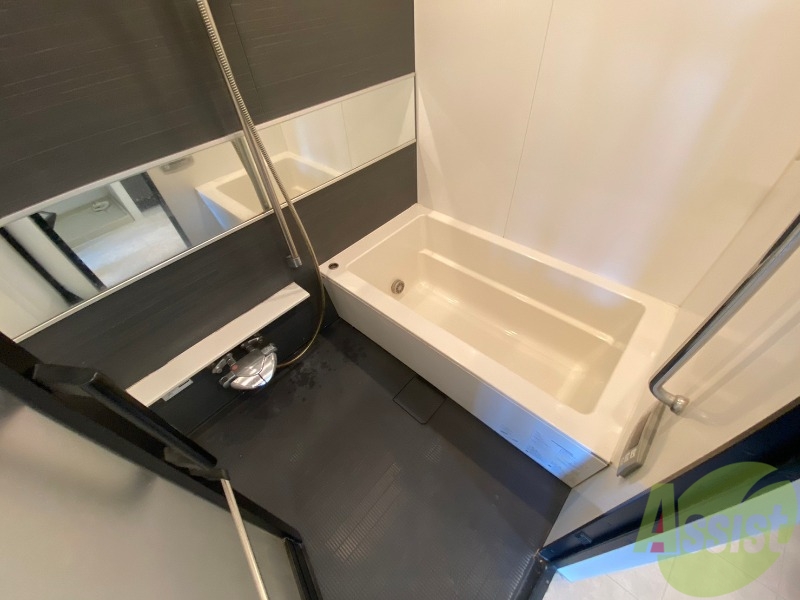 バス・シャワールーム　お風呂です。ゆっくりお風呂につかるのも体に良いですね～