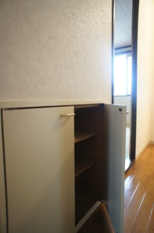 玄関　図面と現状に相違がある場合には現状を優先