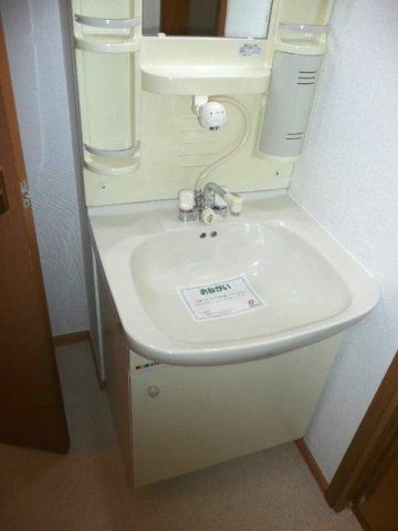 洗面設備　同仕様