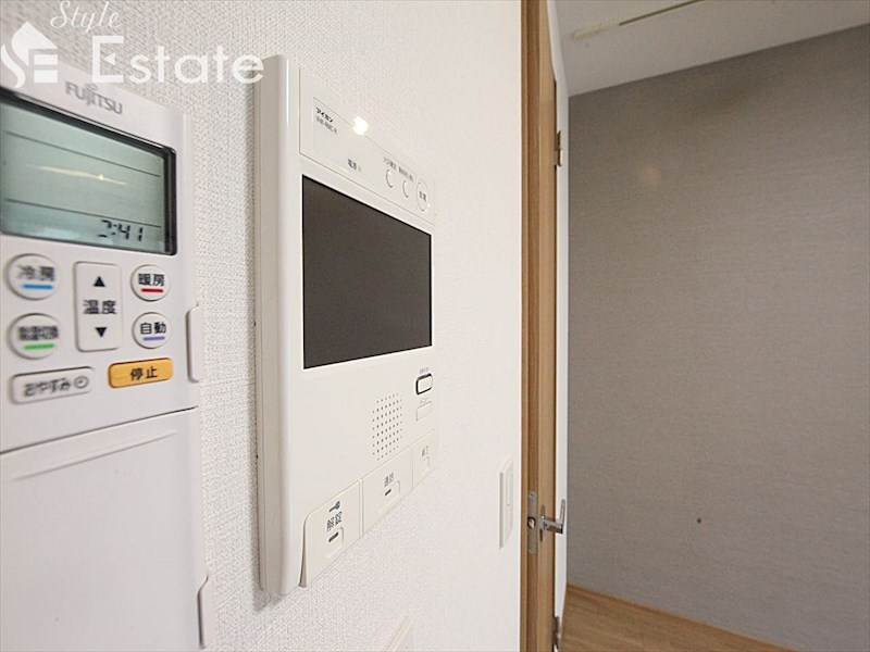 セキュリティ　モニター付きインターホン