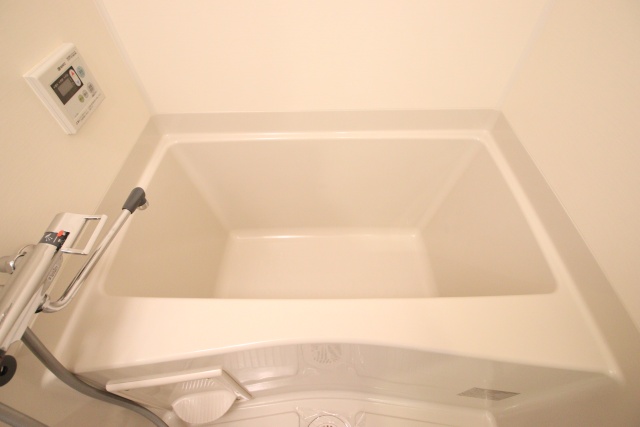 バス・シャワールーム　※別室の参考写真の為、現況優先です。