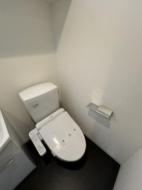 トイレ　清潔感のあるトイレです