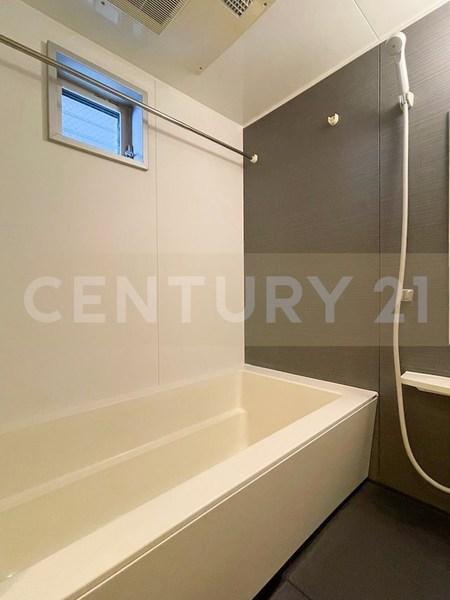 バス・シャワールーム　追炊き、浴室乾燥機完備の大きいお風呂