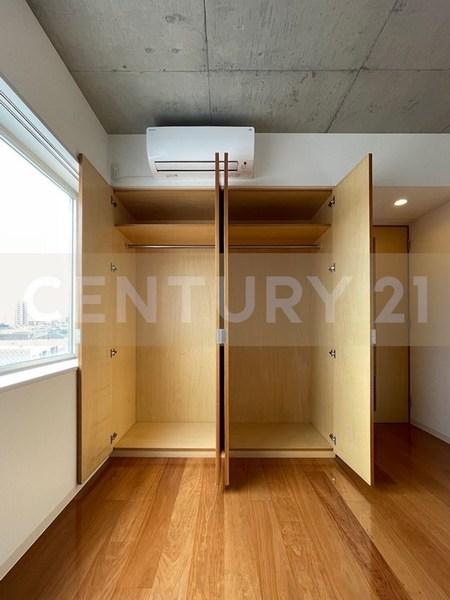 収納　ダブルクローゼットで収納困りません