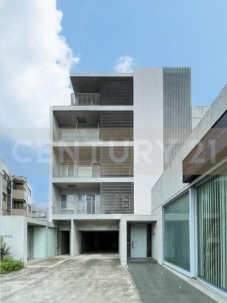 建物外観　雑司が谷駅まで徒歩１０秒の立地