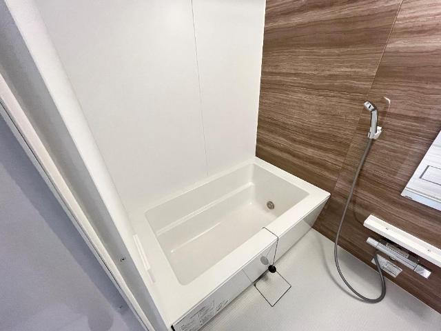 バス・シャワールーム　バス（イメージ）