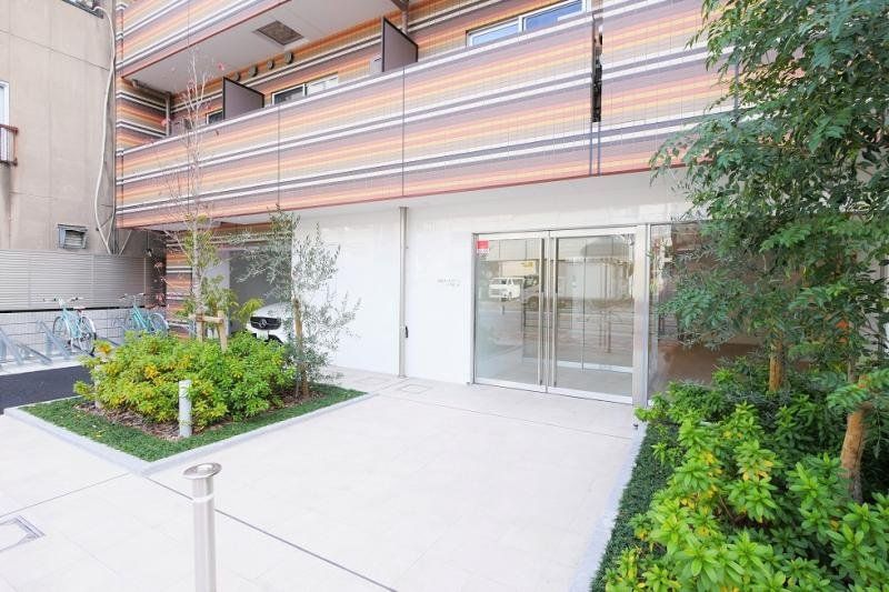 エントランス　エントランス