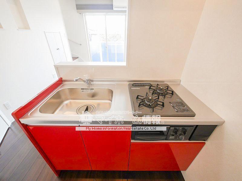 キッチン　2口コンロのシステムキッチン