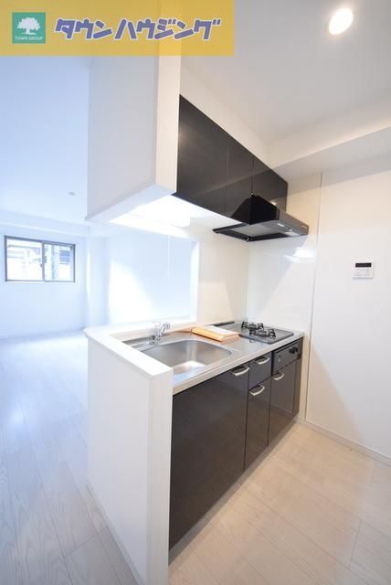 キッチン　会話の弾む対面カウンターキッチン