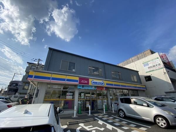 コンビニ　ミニストップ百舌鳥陵南町店（コンビニ）まで573m